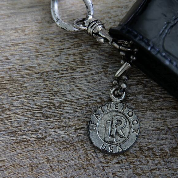 Leatherock Y2K chain strap Rhinestone and patent leather shoulderbag clutch - Picture 6 of 8